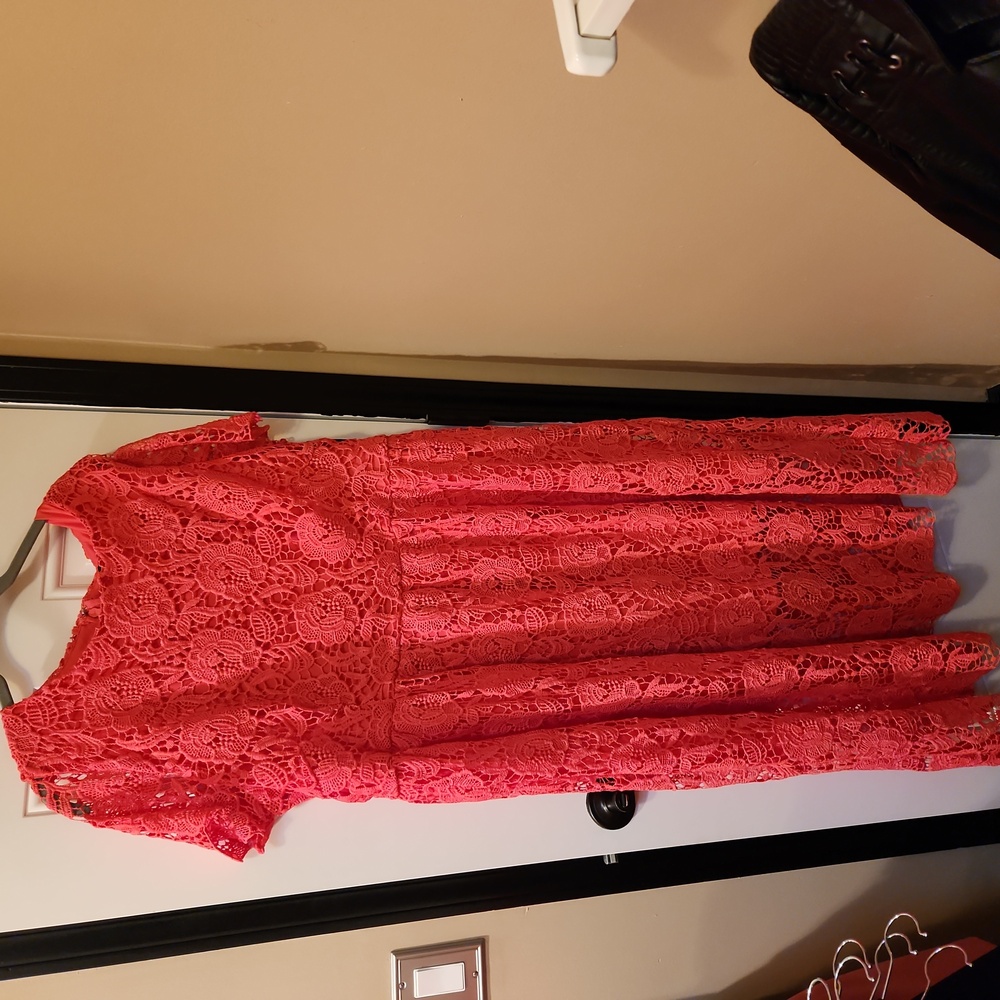 Nwt lace dress xxl tomato color